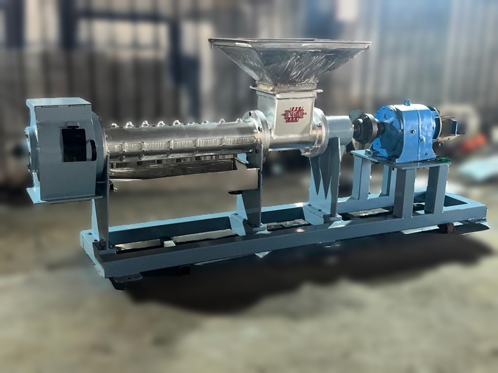 Pre-press squeezer — the mechanical stage that extracts the majority, but not all, of available oil
