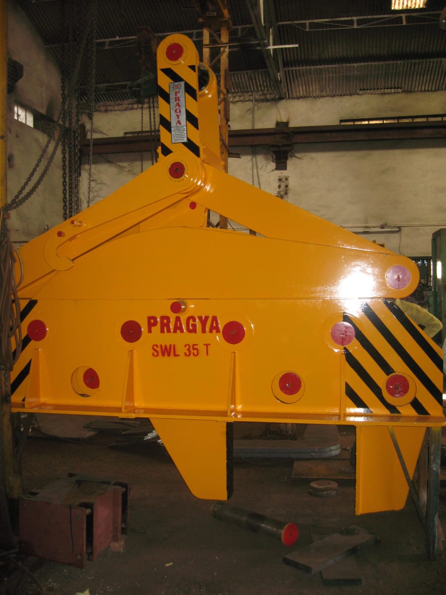 Coil Grab - Heavy-duty lifting device with capacity up to 45 ton for secure coil handling